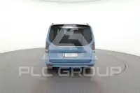 2025 Mercedes Benz V 300