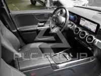 2025 Mercedes Benz GLB 180