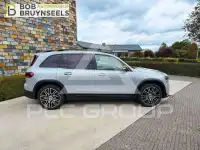 2025 Mercedes Benz GLB 180