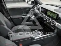 2025 Mercedes Benz GLB 220