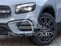 2025 Mercedes Benz GLB 220