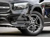2025 Mercedes Benz GLB 220