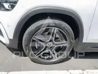 2025 Mercedes Benz GLB 220