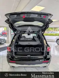 2025 Mercedes Benz GLB 220