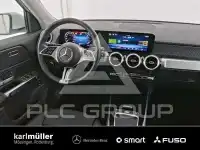 2025 Mercedes Benz GLB 220