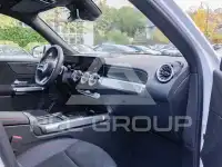 2025 Mercedes Benz GLB 220