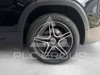 2025 Mercedes Benz GLB 220