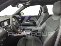 2025 Mercedes Benz GLB 220