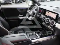 2025 Mercedes Benz GLB 220