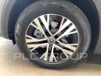 2025 Mercedes Benz GLB 220