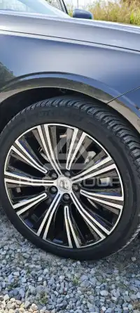 2025 Volvo S90