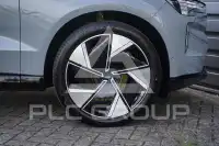 2025 Volvo EX 90