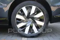 2025 Volvo EX 90