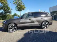 2025 Volvo EX 90
