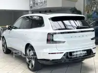 2025 Volvo EX 90
