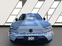 2025 Volvo EX 90