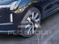 2025 Volvo EX 90