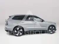 2025 Volvo EX 90