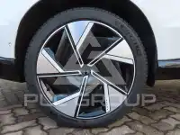 2025 Volvo EX 90