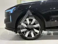 2025 Volvo EX 90