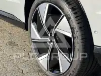 2025 Volvo EX 90