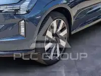 2025 Volvo EX 90
