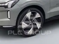 2025 Volvo EX 90