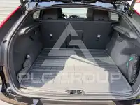 2025 Volvo EX 40