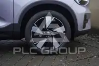 2025 Volvo EX 40