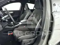 2025 Volvo EX 40