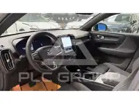2025 Volvo EX 40