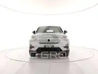2025 Volvo EX 40