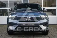 2025 Volvo EX 40