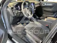 2025 Volvo EX 40