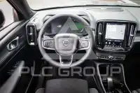 2025 Volvo EX 40