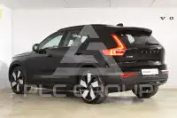 2025 Volvo EX 40