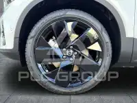 2025 Volvo EX 40