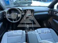 2025 Volvo EX 40