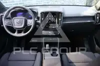 2025 Volvo EX 40