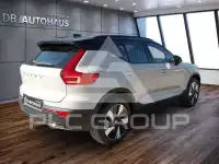 2025 Volvo EX 40