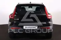 2025 Volvo EX 40