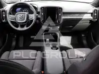 2025 Volvo EX 40