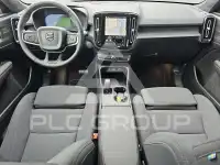 2025 Volvo EX 40
