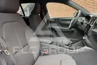 2025 Volvo EX 40