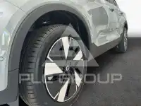 2025 Volvo EX 40