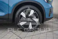 2025 Volvo EX 40
