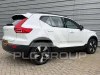 2025 Volvo EX 40