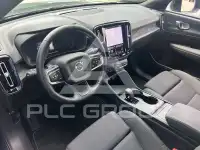 2025 Volvo EX 40