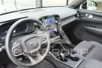 2025 Volvo EX 40