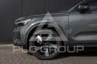 2025 Volvo EX 40